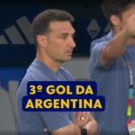 Scaloni mantém postura contida durante gols da Argentina na Copa do Mundo
