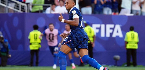 França avança e elimina Paraguai em duelo marcado pela rejeição à posse de bola