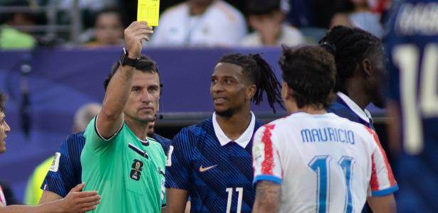 Arbitragem de Ilgiz Tantashev é alvo de críticas após duelo entre Paraguai e França