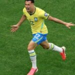 Estratégia de Ancelotti com Martinelli no meio-campo divide opiniões