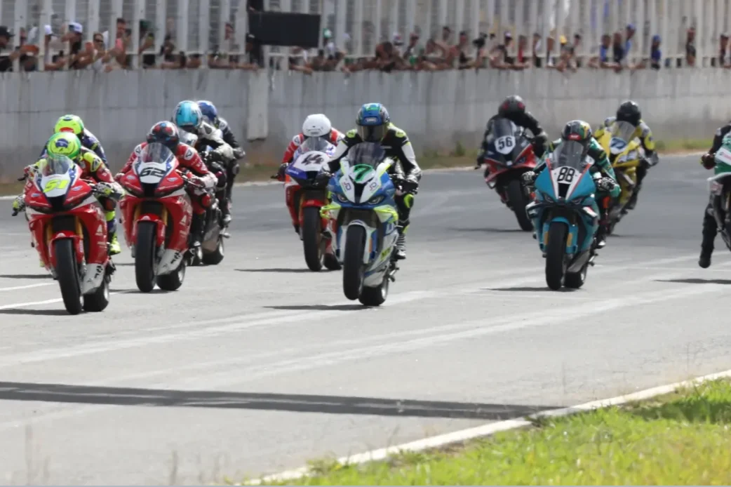 Maxi Scheib assume a ponta do GP1000 após vitória em Curvelo
