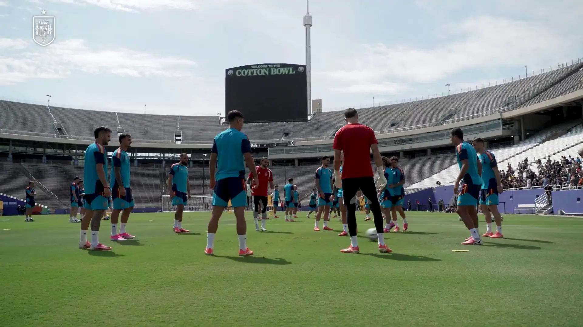 Espanha finaliza ajustes no Cotton Bowl para confronto decisivo contra Portugal