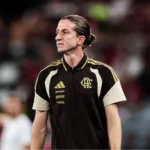 Filipe Luís assume comando técnico do Monaco com contrato até 2028