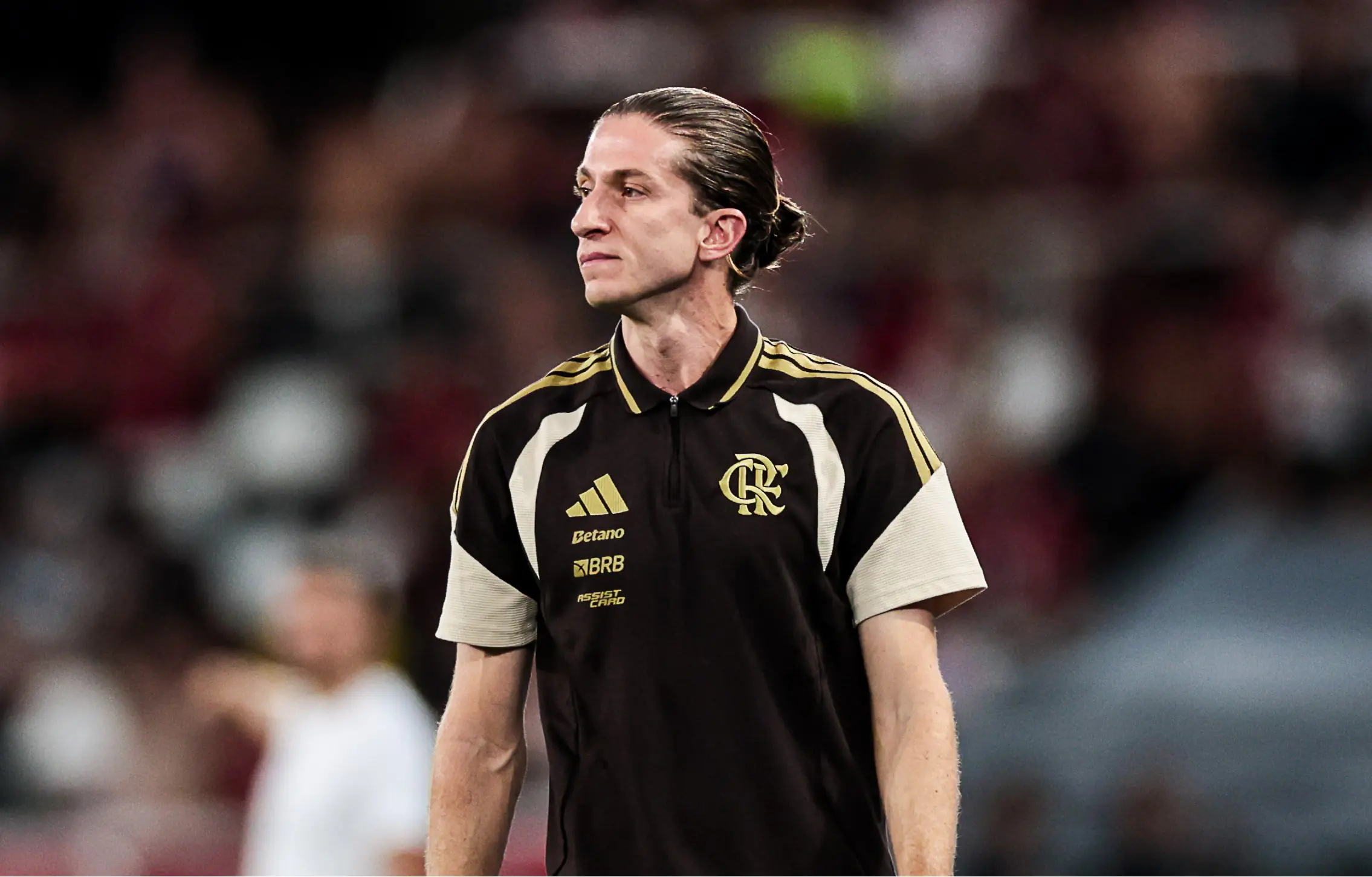Filipe Luís assume comando técnico do Monaco com contrato até 2028