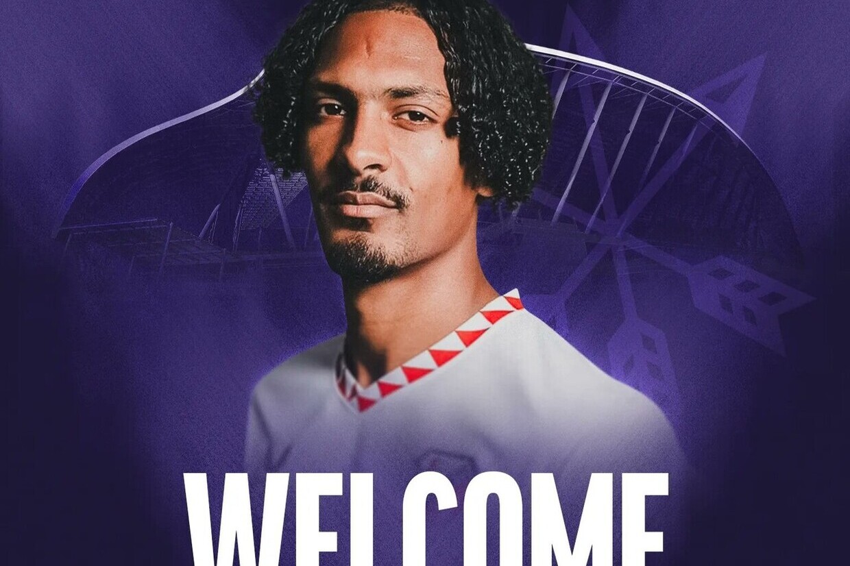 Sébastien Haller oficializa transferência para o Sanfrecce Hiroshima no Japão