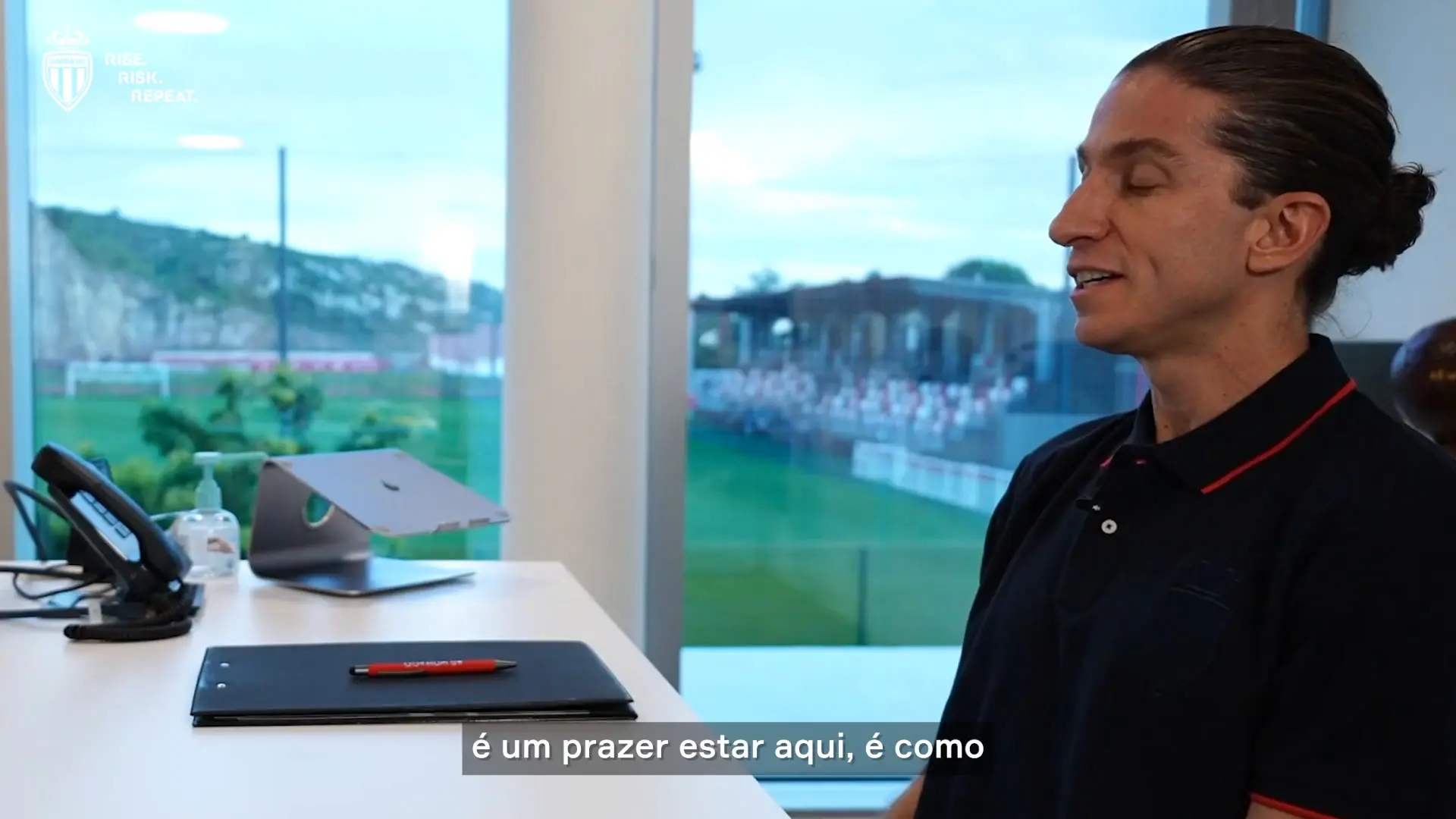 Filipe Luís assume comando técnico do Monaco e projeta novos desafios