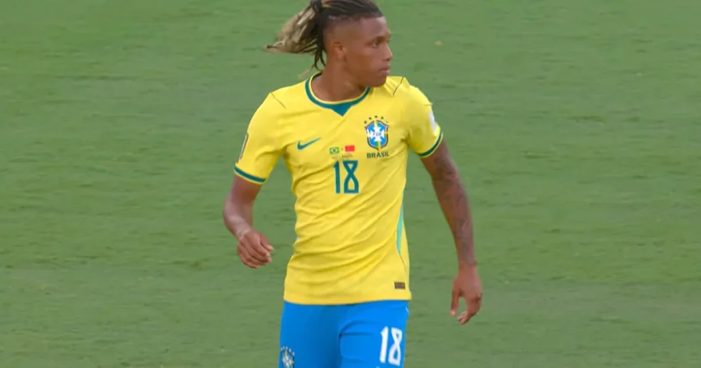 Danilo avalia futuro no Botafogo com foco no mercado europeu