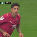 João Cancelo desperdiça chance clara em duelo entre Portugal e Espanha