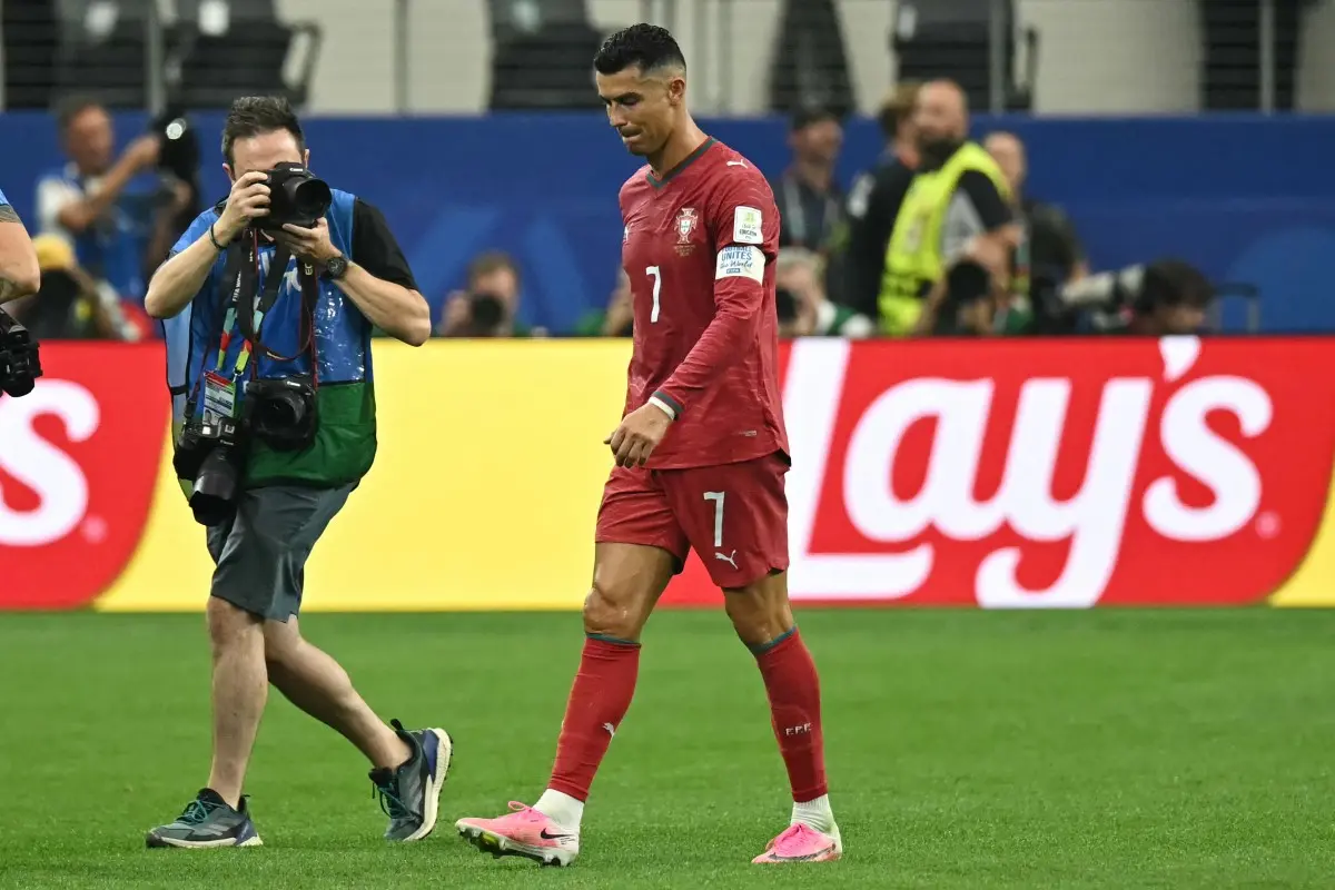 Cristiano Ronaldo encerra trajetória em Copas do Mundo após eliminação de Portugal