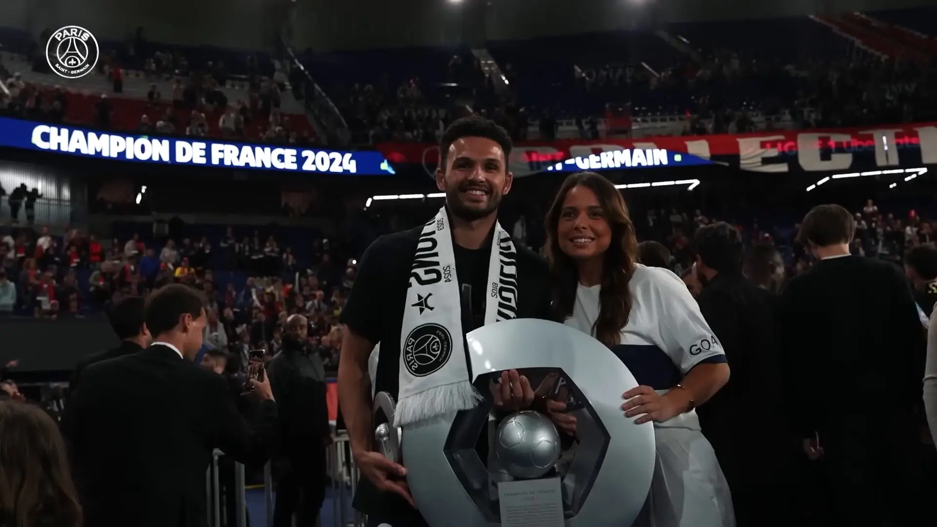 Gonçalo Ramos encerra ciclo vitorioso no Paris Saint-germain
