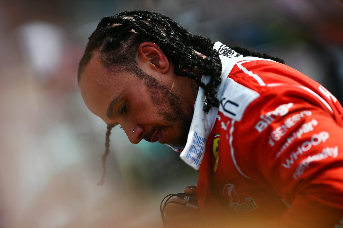 Estratégia da Ferrari em Silverstone gera divergência entre Hamilton e Vasseur