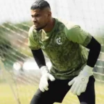 Botafogo planeja reforços para o gol com a chegada de Warleson e novo nome
