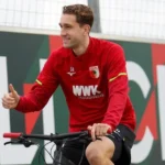 Botafogo monitora a situação do zagueiro Arthur Chaves no mercado europeu