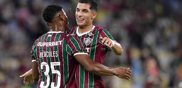 Fluminense goleia Nova Iguaçu em amistoso marcado pela estreia de Hulk