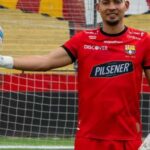 Internacional inicia tratativas para contratar o goleiro José Contreras