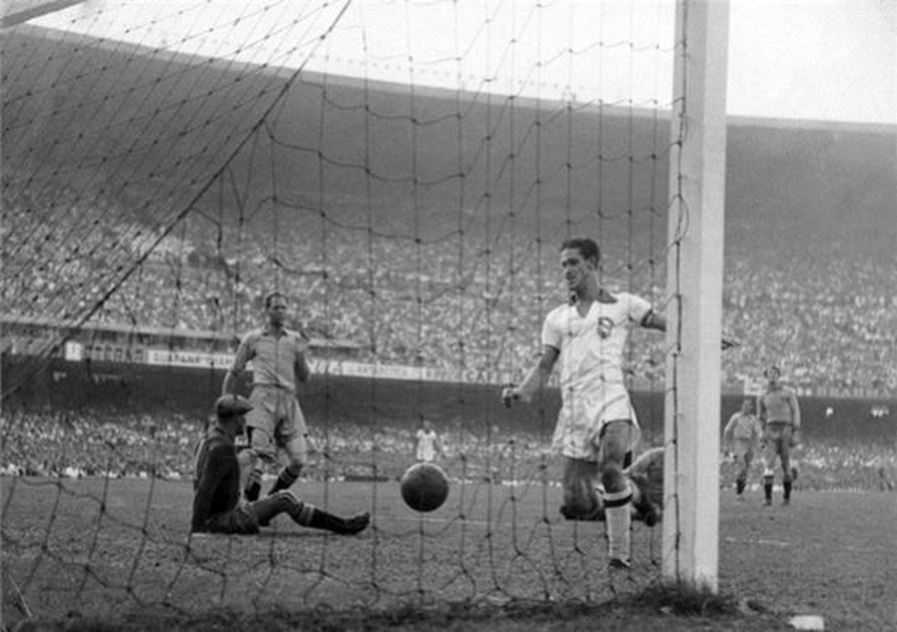Ademir Menezes: o legado do maior artilheiro brasileiro em uma única Copa