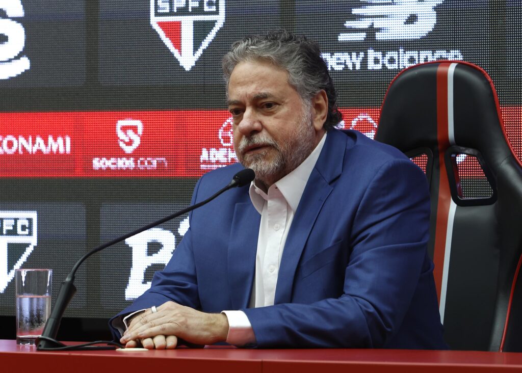 Testemunhas detalham supostas retiradas mensais de dinheiro por Casares do São Paulo