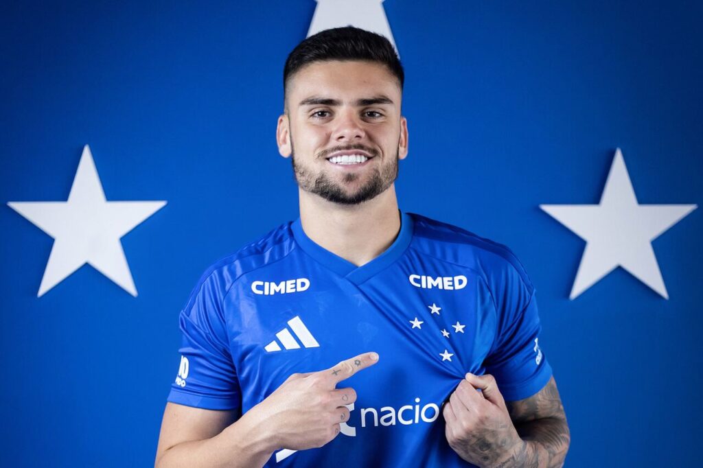 Gabriel Pec explica escolha pelo Cruzeiro e mantém gratidão ao Vasco