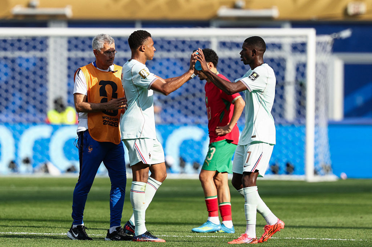 Dembélé e Mbappé superam ataques inteiros na Copa do Mundo