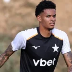 Botafogo e São Paulo adiam definição sobre troca de Newton e Ferraresi
