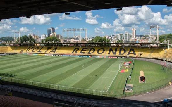 Vasco define estádio em Volta Redonda para duelo decisivo contra São Paulo na Copa do Brasil
