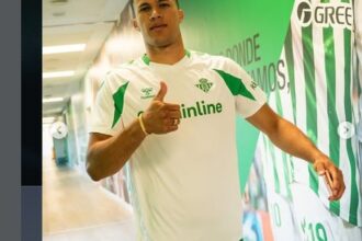 Impasse jurídico na SAF do Vasco adia acerto com Deossa e gera preocupação no Betis