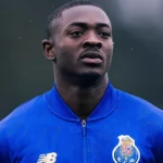 Botafogo formaliza oferta por Domingos Andrade para reforçar o meio-campo