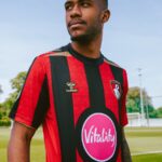 Bournemouth apresenta novo uniforme oficial com destaque para Rayan