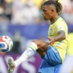 Botafogo avalia ofertas europeias de 35 milhões de euros por Danilo