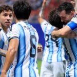 Argentina avança na Copa do Mundo sob desconfiança e dependência de Messi