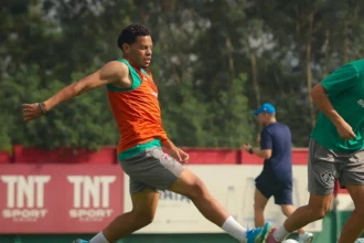 Fluminense encaminha renovação de contrato com atacante Marcos Paulo até 2028