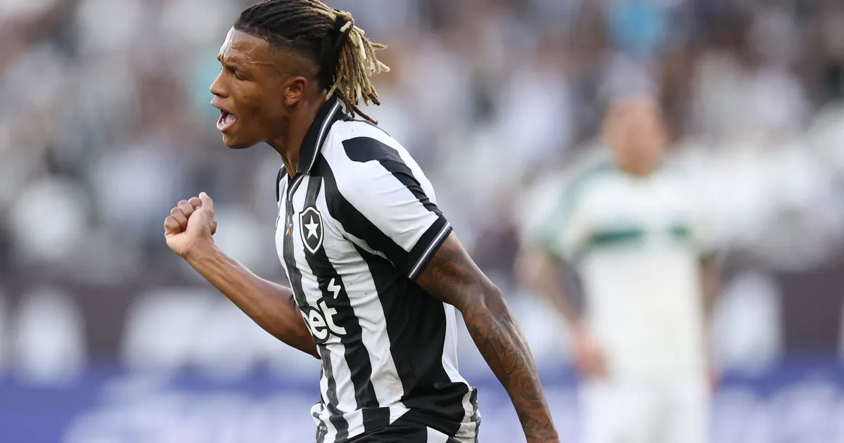 Danilo no Palmeiras: o cenário real das negociações com o Botafogo