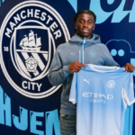 Manchester City oficializa a contratação da promessa Jeremy Monga