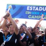 Vasco conquista o título estadual sub-15 com celebração intensa
