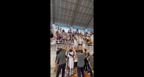 Vasco celebra conquista dupla no campeonato carioca de futsal