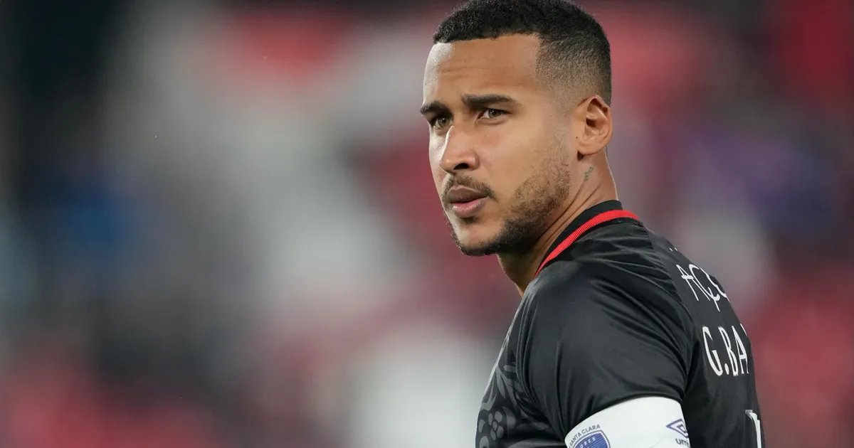 Botafogo avança em negociações para contratar o goleiro Gabriel Batista