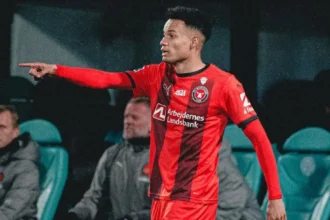 Botafogo avança em negociação para contratar o lateral Paulinho