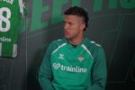 Vasco retoma negociações com o Betis pela contratação de Nelson Deossa