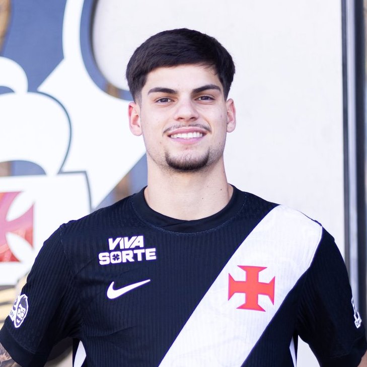 Semelhança física entre Paulinho e Gabriel Pec movimenta torcida do Vasco