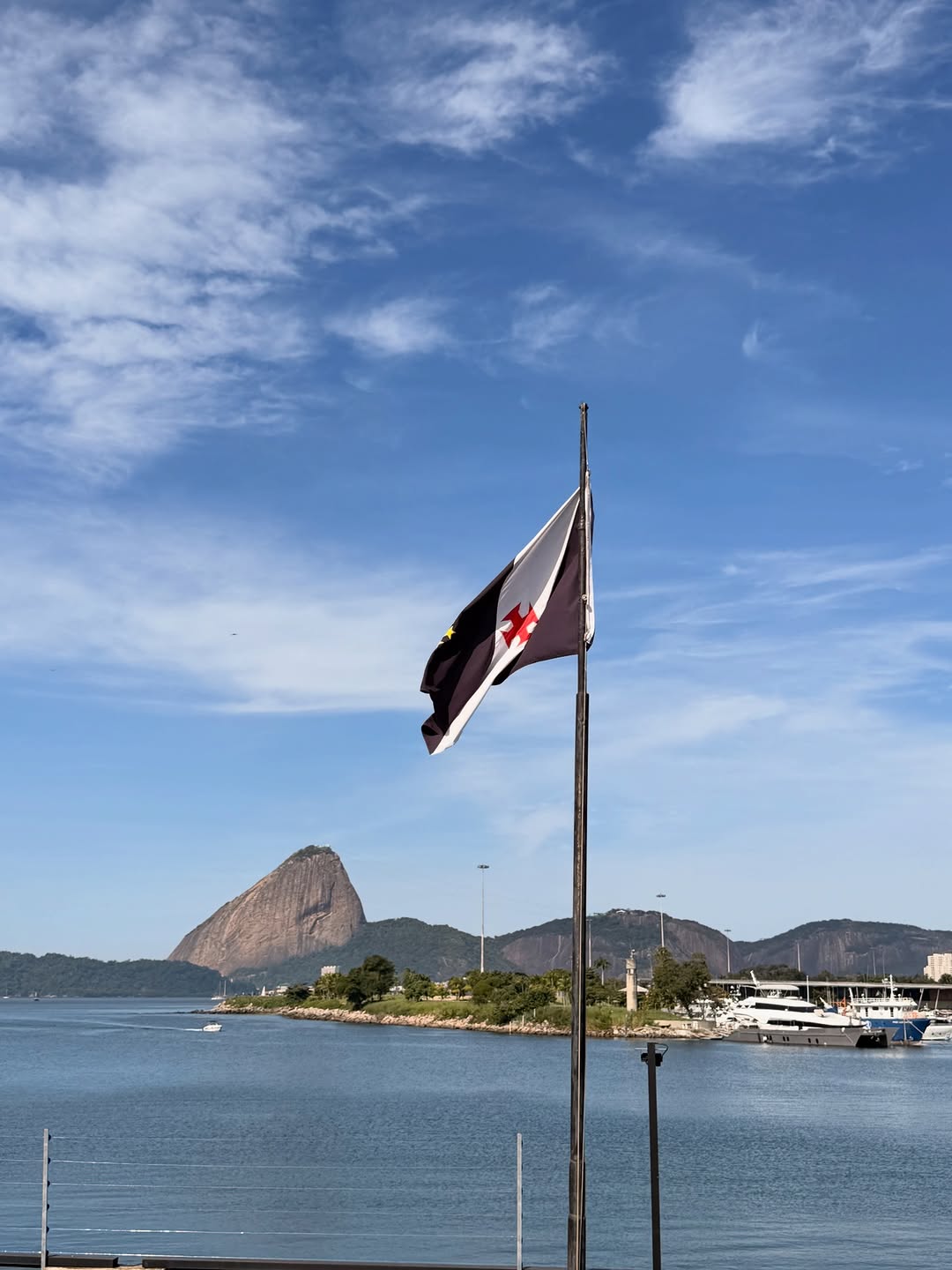 Vasco da Gama destaca beleza do Calabouço em registro fotográfico
