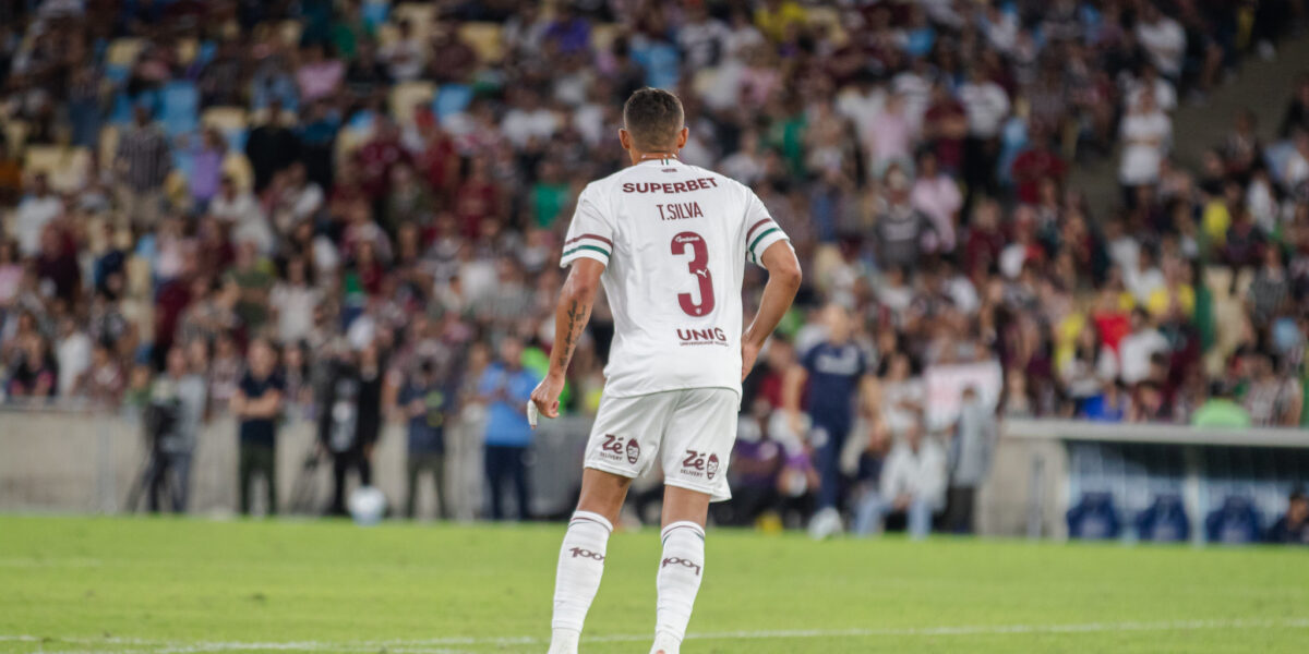 Thiago Silva celebra retorno ao Fluminense após reestreia no Maracanã