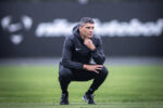 Pedro Emanuel assume comando do Vasco e ignora desconfiança externa