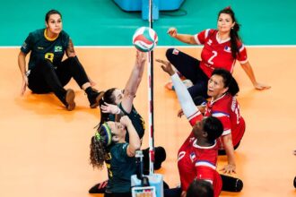 Vôlei sentado brasileiro mantém invencibilidade e avança às oitavas do Mundial
