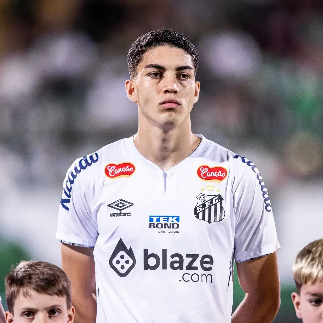 Nottingham Forest barra empréstimo de Jair Cunha ao Vasco