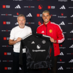 Manchester United reforça elenco com a contratação do goleiro Karl Darlow
