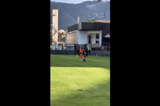Juninho marca golaço e coloca Vasco em vantagem contra o Cruzeiro no sub-20