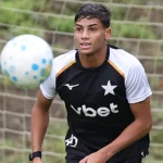 Botafogo renova empréstimo de Kadu e ajusta valor de compra com o Remo