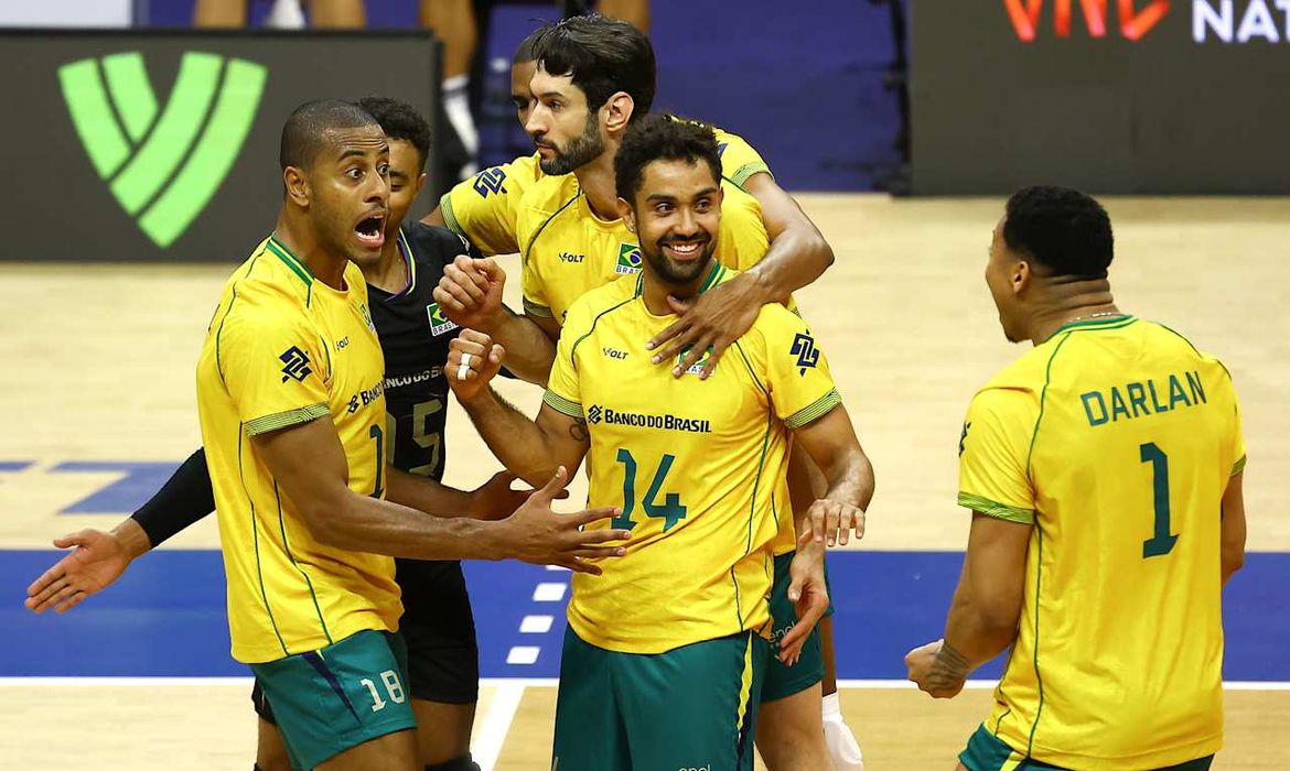 Brasil define elenco para a reta final da Liga das Nações de vôlei