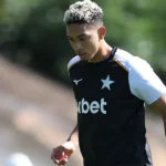 Botafogo se livra de punição da Fifa por Jordan Barrera e tenta quitar última pendência