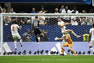 Argentina vira sobre a Inglaterra e garante vaga na final da Copa do Mundo 2026